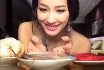 爆料燕窝夫妇视频大全,揭秘明星夫妻甜蜜瞬间